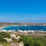 Prime Close To Malta Beaches By 360 Estates شقة المليحة