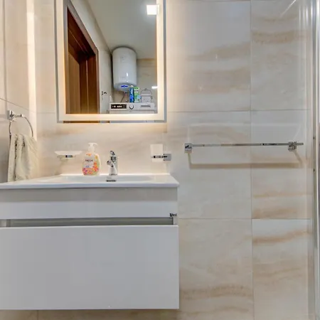 Prime Close To Malta Beaches By 360 Estates アパート