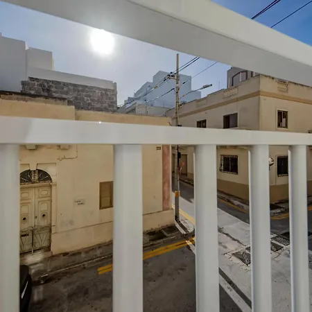 Prime Close To Malta Beaches By 360 Estates * Mellieħa