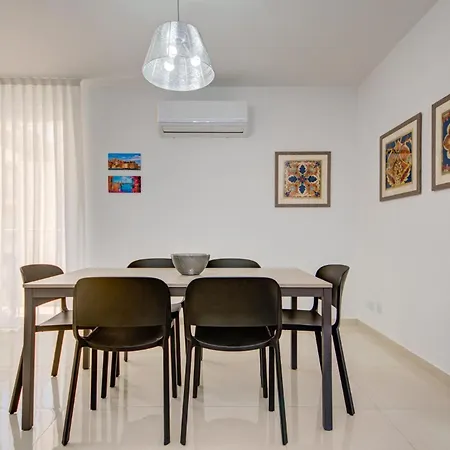 Prime Close To Malta Beaches By 360 Estates Mellieħa