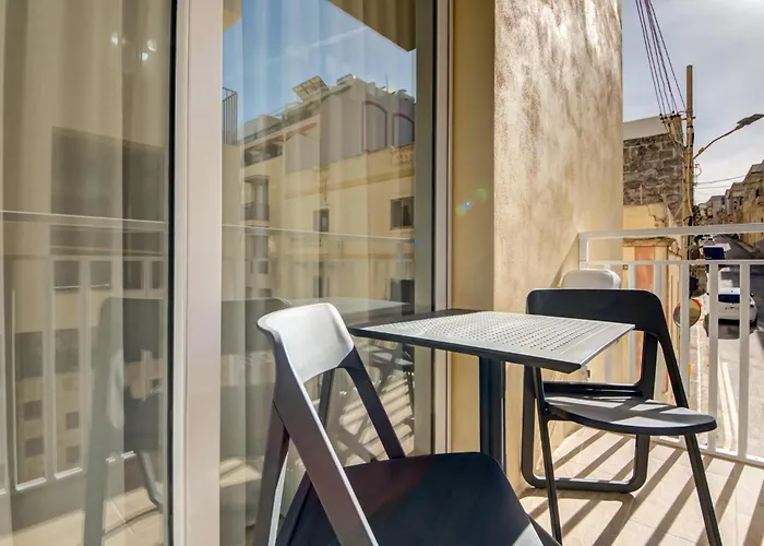 Prime Close To Malta Beaches By 360 Estates メーリッハ